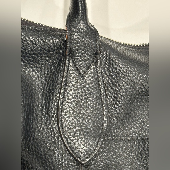 Lodis BLACK PEBBLED LEATHER  SHOULDER BAG TOTE Floral Interior - Picture 13 of 16